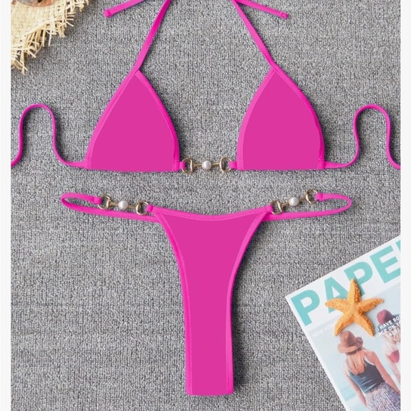 Bikini 2 piece thong. Size m - Fits like. Small - Picture 3 of 3